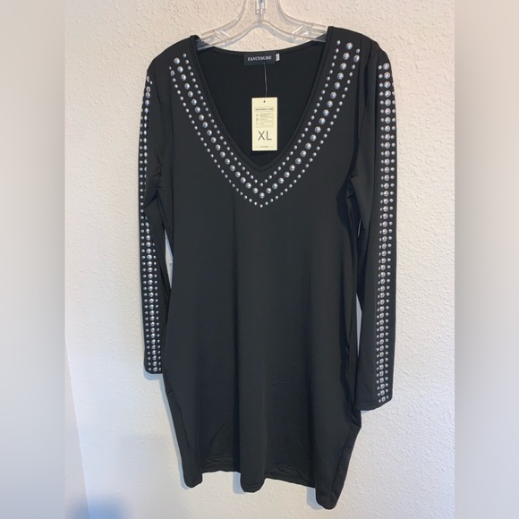 NWT Fancyqube Silver Studded Black Long Sleeve V Neck Dress - Picture 3 of 11